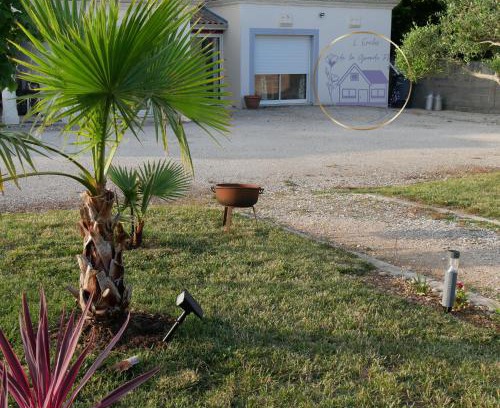 Douzat Casa | L'Enclos de La Grande Flûte