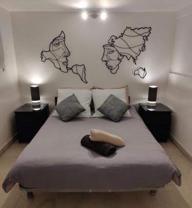 Noisy-le-Grand Cama Y Desayuno | L'Escapade Enchantée Paris-Disneyland