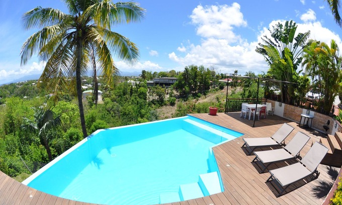 Le Gosier Apartamento | L 'Hacienda - Nueva T2 con piscina privada