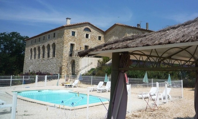 Saint-Privat-des-Vieux Cabaña | L'Hirondelle -Grand Gîte Tout Confort for 2 to 12 people at Gîtes Trespeaux