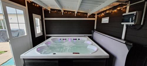 Conteville Casa | La Béroline, maison avec jacuzzi près de Honfleur
