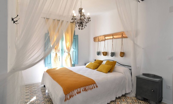 Nuévalos Villa | La Boutique Espacio Rural (Experiencias Rurales, Gastronómicas, Lúdicas, etc...)