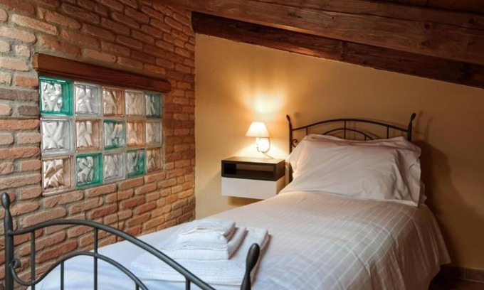 La Morra Casa | La Cantinella Country House La Morra: Apartment wing of the farmhouse