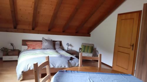 Sonvilier Casa | La capucine