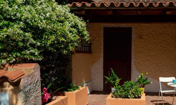 Agrustos Casa | La Casa di Elisabetta