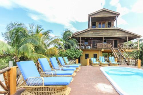 Boca Ciega Casa | La Casa Pura Vida