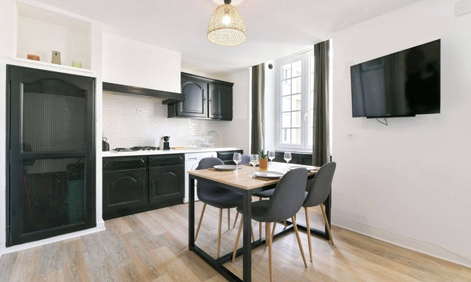 Laval Apartamento | La Casa - Wifi - 500m centre-ville