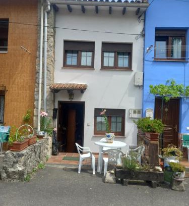 Poo Casa | La Casina de Póo de LLanes