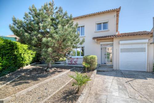 Pamiers Casa | La Catalane House T4 Garden Parking