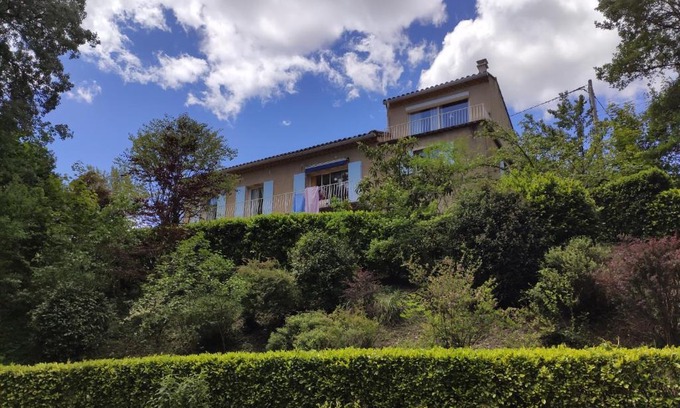 Pierrelongue Casa | La clairière
