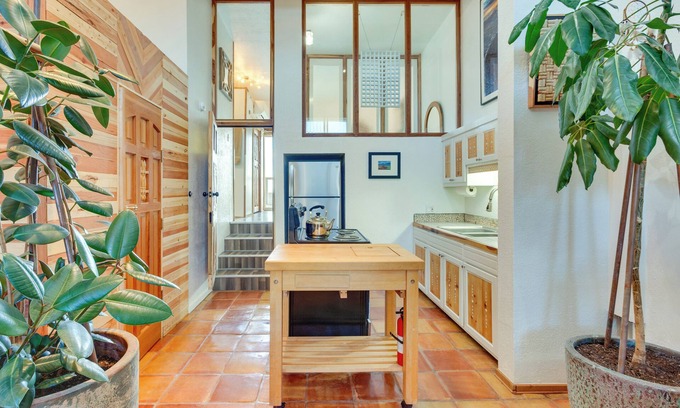 El Prado Apartamento | 'La Colina' Condo w/ Unobstructed Sunset Views!