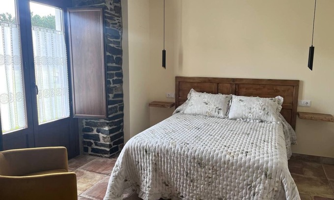 Campos y Salave Apartamento | LA CURTIA DEL NETO; ideal para familias, 1 km de la playa de Porcía, EL FRANCO