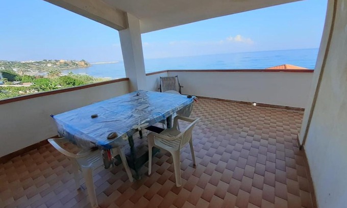 Trappeto Casa | la finestra sul mare piano 2