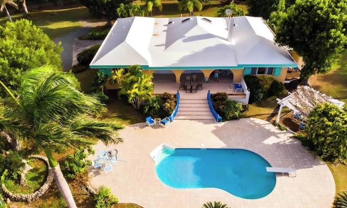 Bouvet Island Casa | La Grande Princesse Deja Blue