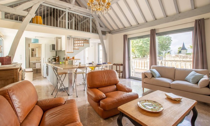 Saix Casa | La Grange Royale - Dos Habitaciones Casa, Capacidad 6