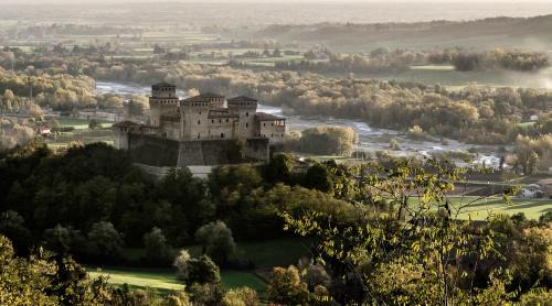 Torrechiara Casa | La Locanda del Borgo