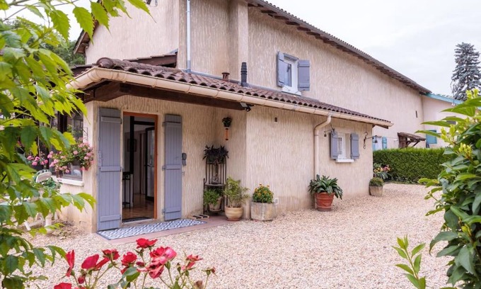 Chatillon-sur-Chalaronne Casa | La maison du lac du Grobon