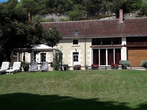 Chateauvieux Casa | La maison des caves