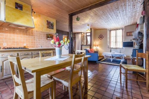 Cercy-la-Tour Casa | La Maison du Meunier