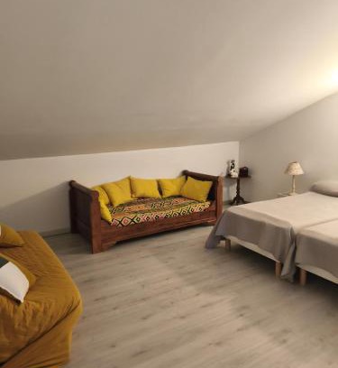 Saint-Laurent-d'Aigouze Apartamento | La maison d Adélaïde