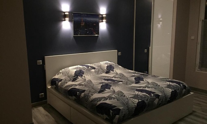 Maisons-Alfort Casa | La maison parisienne maison deux pièces à louer au pied du métro