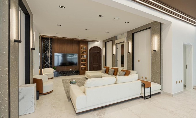 Doha Villa | La Maison Resort