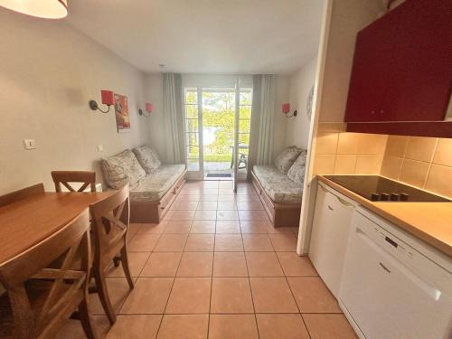 Marciac Casa | La Maison Tranquille at the Lake 1 Bedroom House