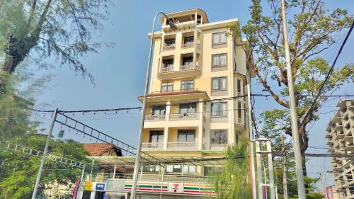 Kampot Hotel | La Mansion Durian Hotel