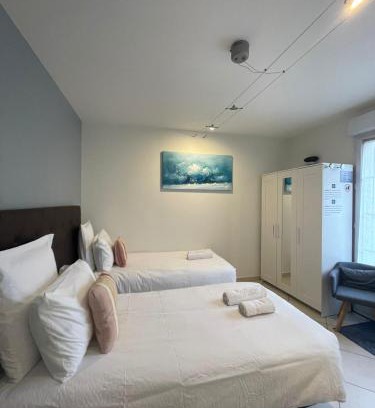Les Mureaux Apartamento | LA MARINA-Center-Parking-StationtoParis