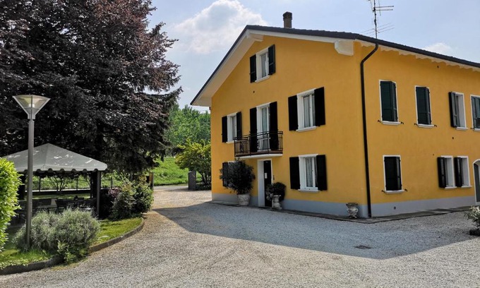 Colorno Cama Y Desayuno | La Meridiana Affittacamere