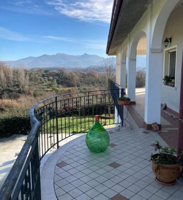 Macchia d'Isernia Apartamento | La noce spaccata, casa vacanze