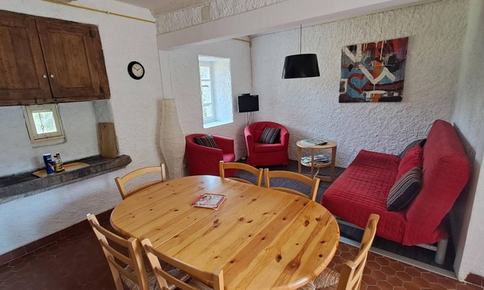 Jouqueviel Casa | La Nougarède - JOUQUEVIEL