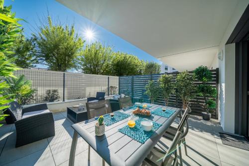 Royan Apartamento | La Pépite - Appt en Hypercentre au calme, Terrasse et Garage - Res Meyer