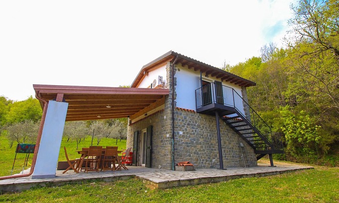 San Terenzo Monti Casa | La Padula - Casa Fantasma