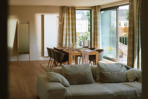 Halle Apartamento | La Petite Foret Contemporary Apartment In Halle