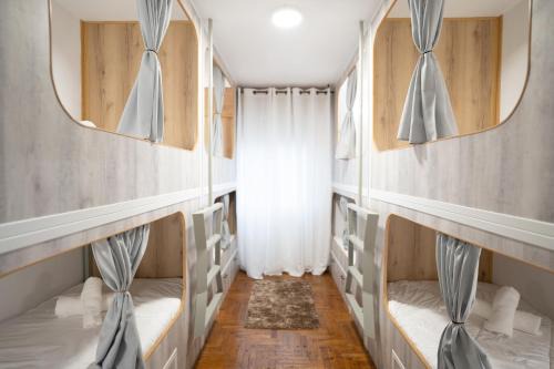 O Porrino Hostal | La posada