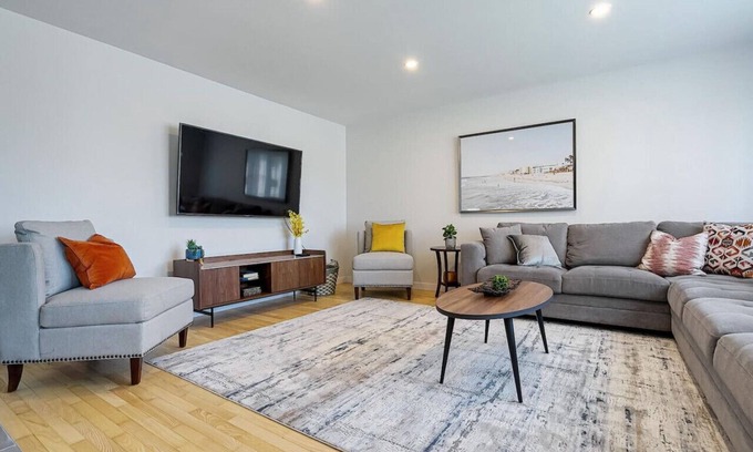 Gatineau Casa | La Riviera - Cottage in the City
