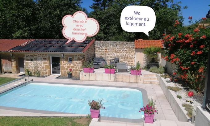 Vic-le-Comte Casa | La salamandre