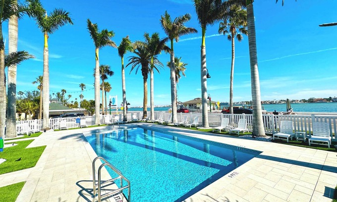 Pass-a-Grille Historic District Apartamento | La Tortuga Historic Pass A Grille St Pete Beach 69