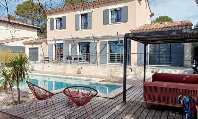 Castillon-du-Gard Villa | La Villa du Pont du Gard