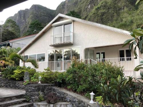 Cilaos Casa | La Villa du Sculpteur Palmiste Rouge Cilaos, maison entière