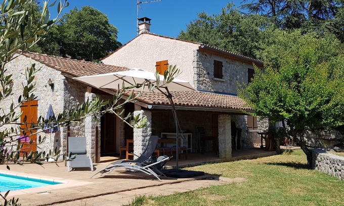 Labeaume Casa | Labeaume (07) - Bonita casa en un pueblo con mucho carácter - Piscina