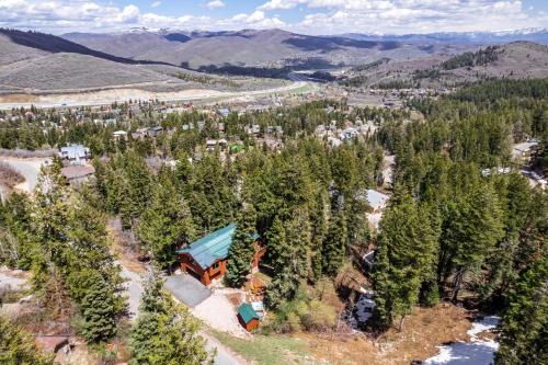 Summit Park Casa | Labor Day Avail - Special Deals - Scenic Mtn Cabin
