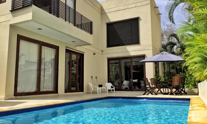 Girardot Casa | Lagos del Peñon: Casa 10 - Puerto Madero