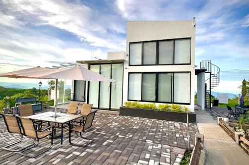 San Antonio Casa | Lagunas del Volcán - Casa de Montaña
