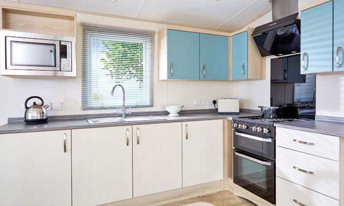 Holywell Casa | Laidback Coastal 3 (Pet)