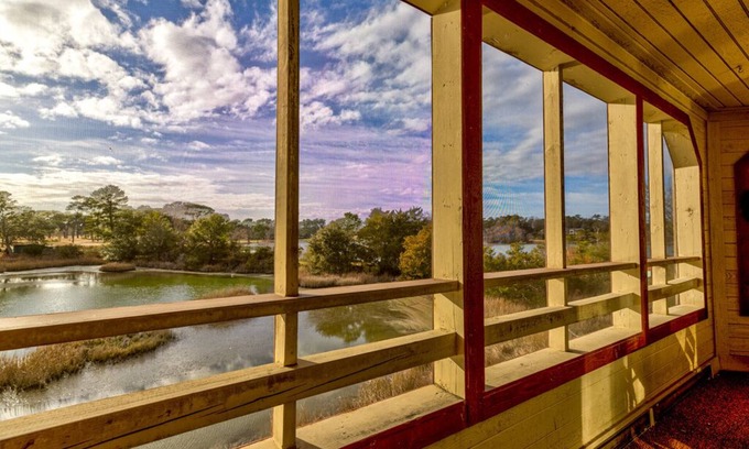 The Dunes Condominio | Pantano, vista al golf, cerca del océano, piscinas, tenis, jacuzzis, cabaña frente al mar para estacionamiento, parrilla