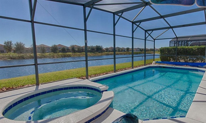 Four Corners Villa | Lake Front Glenbrook Resort "The Villa Esquire"