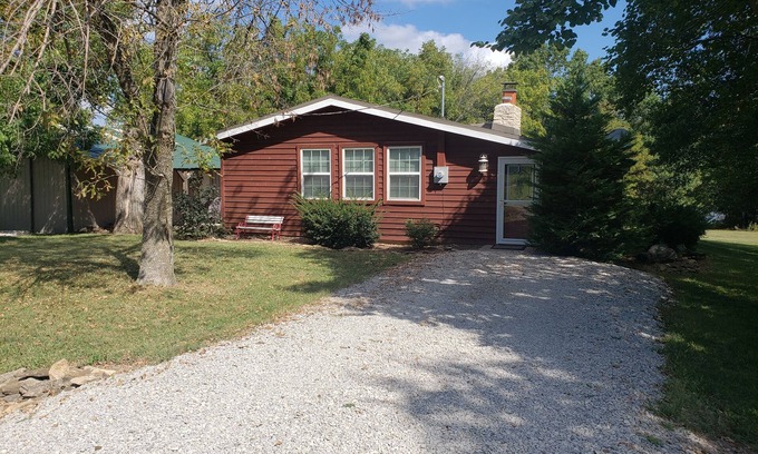 Vassar Casa | Relajación frente al lago en Pomona Cabina del lago a una hora de Kansas City y Topeka