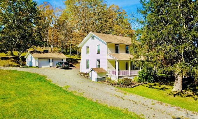 Camptown Casa | Lake House ~ Outdoor ~ Escape